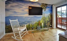 Trevilles apartamenty Kasiowka - Apartament 13 os z 4 sypialniami, 3 łazienkami i kominkiem